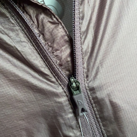 The North Face Hybrid Jacket - Picture 9 of 9